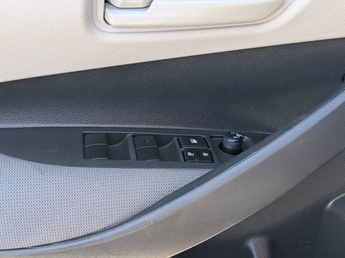 Used 2024 Toyota Corolla LE FWD image 10