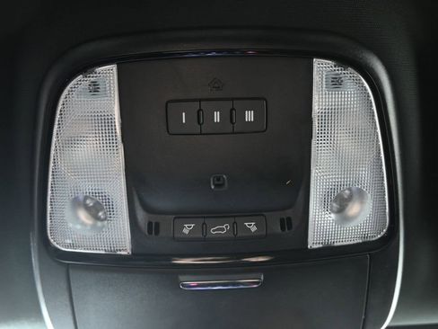 Used 2025 Dodge Durango GT AWD/4WD image 32