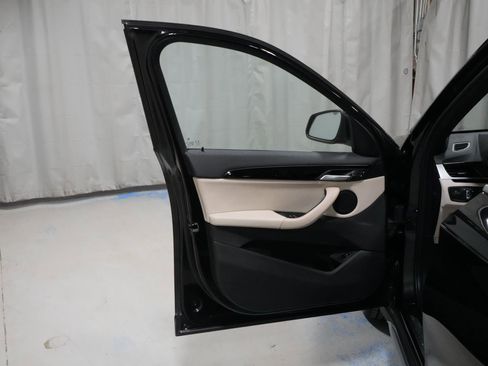 Used 2019 BMW X1 xDrive28i w/ Convenience Package image 26