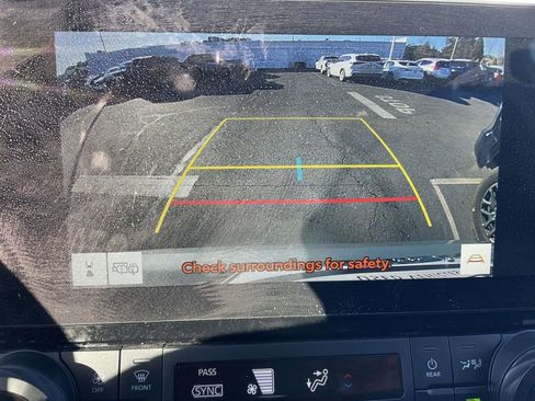 Used 2025 Toyota Grand Highlander AWD image 40