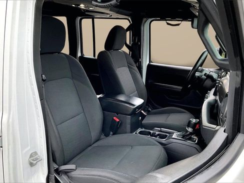 Used 2021 Jeep Wrangler Unlimited Sport image 20