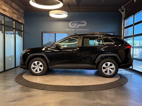 Used 2019 Toyota RAV4 LE w/ All Weather Liner Package AWD/4WD image 6