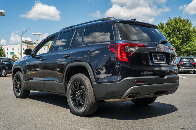Used 2022 GMC Acadia AT4 AWD/4WD image 5