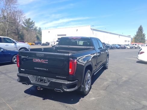 Used 2023 GMC Sierra 1500 Denali image 3