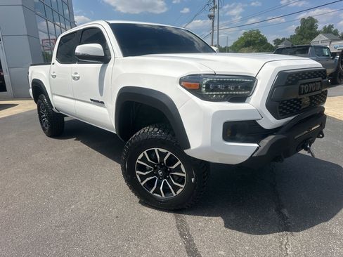 Used 2023 Toyota Tacoma 4x4 Double Cab w/ Trail Edition image 1