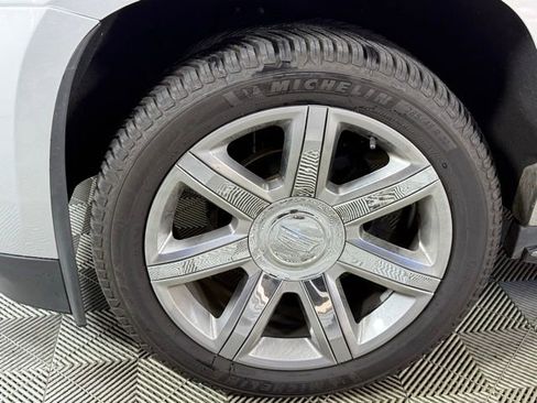 Used 2020 Cadillac Escalade Luxury image 12