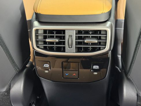 Used 2025 Lexus RX 350 Premium image 35