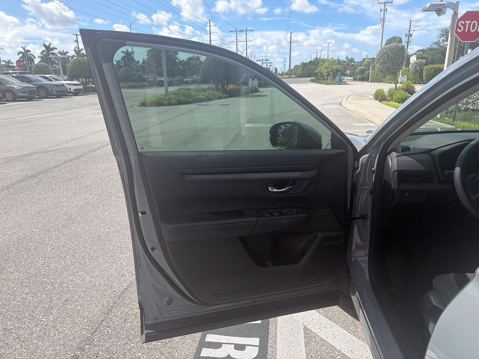 Used 2024 Honda CR-V LX image 12