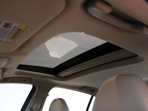 Used 2015 Acura TLX w/ Technology Package image 27