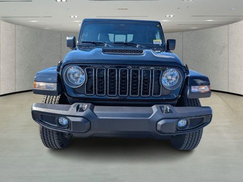 New 2026 Jeep Gladiator Sport image 2