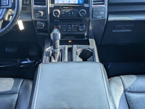 Used 2016 Ford F150 XLT w/ Equipment Group 302A Luxury AWD/4WD image 20