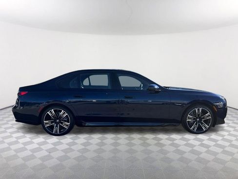 New 2026 BMW 740i image 4