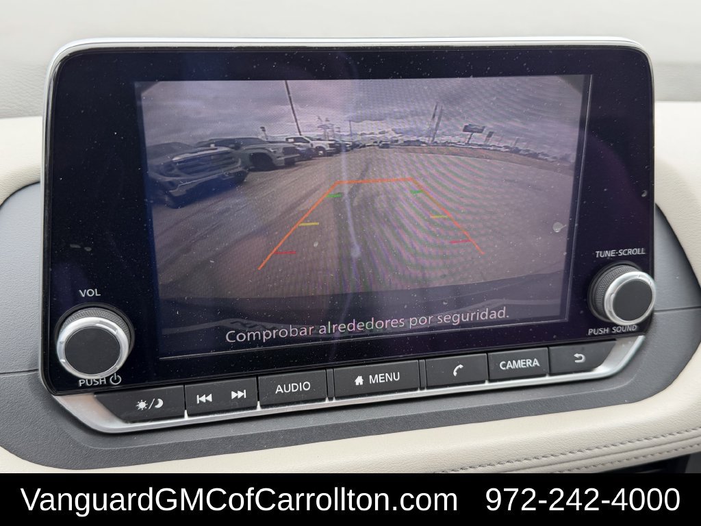 Used 2023 Nissan Rogue SV FWD image 18