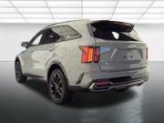 Used 2023 Kia Sorento SX AWD/4WD image 8