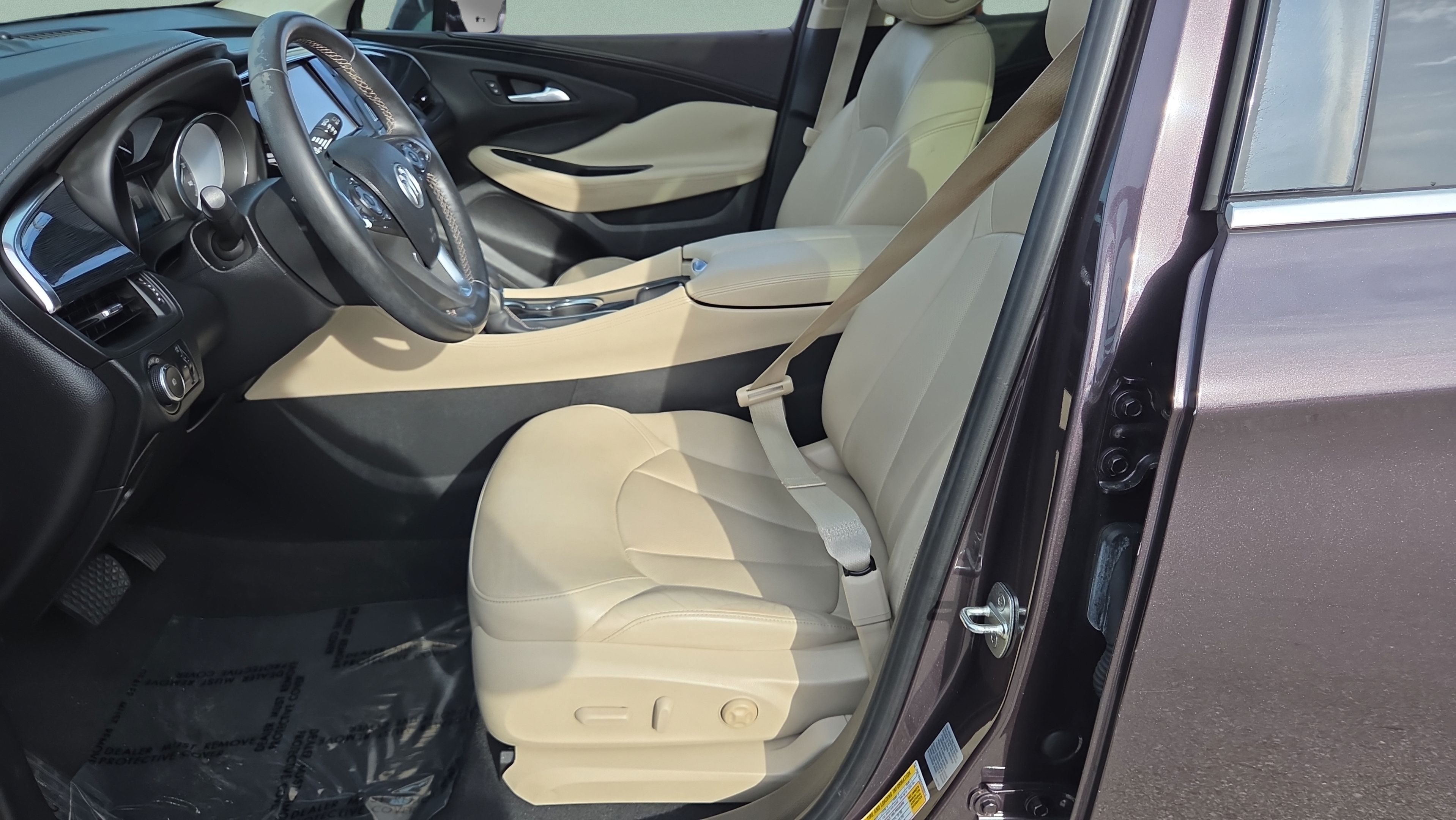 Used 2017 Buick Envision Essence FWD image 9