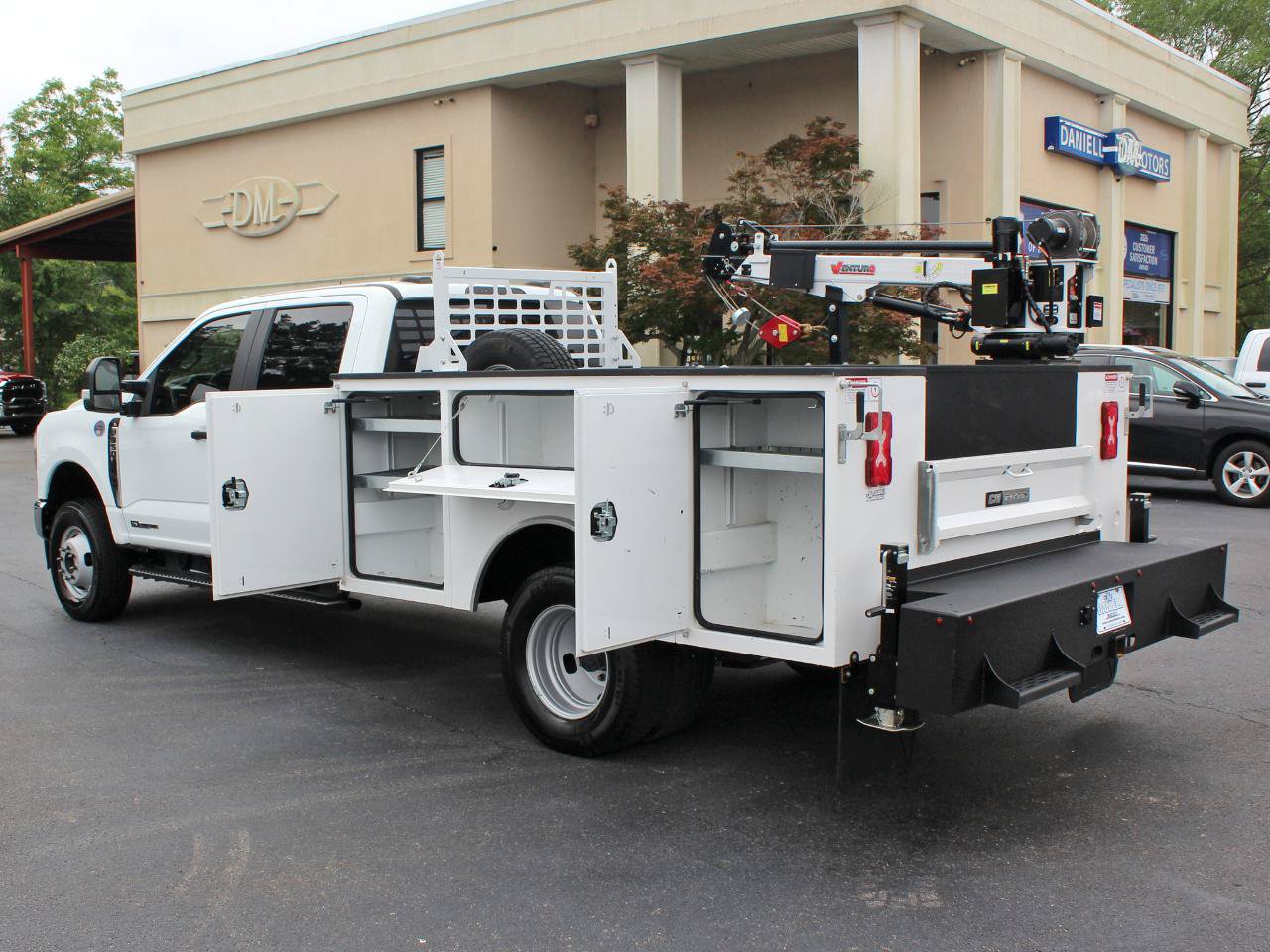 Used 2025 Ford F350 XL w/ XL Chrome Package AWD/4WD image 28