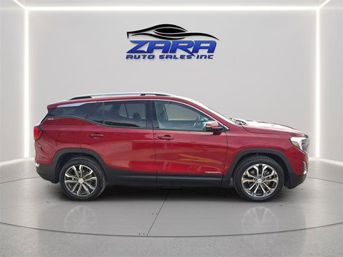 Used 2018 GMC Terrain SLT w/ Preferred Package FWD image 8