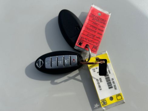 Used 2019 Nissan Rogue SV w/ Sun & Sound Touring Package image 30