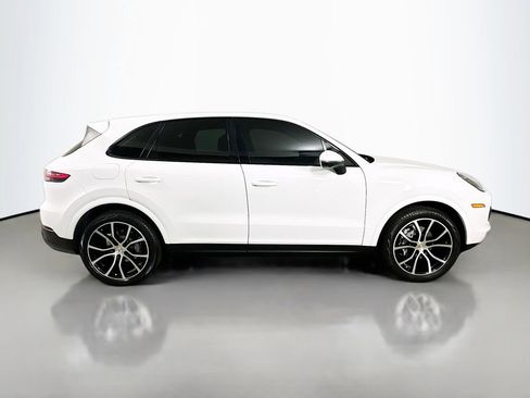 Used 2019 Porsche Cayenne AWD/4WD image 9
