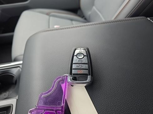 New 2025 Ford F150 Lariat w/ Equipment Group 501A Mid image 21