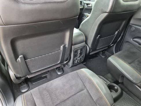 Used 2023 Dodge Durango R/T w/ Hemi Orange Plus Package AWD/4WD image 18