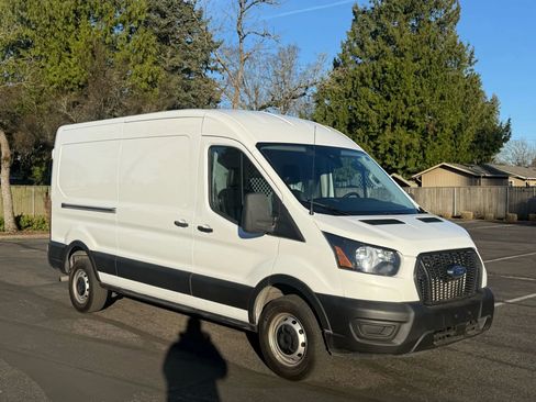 Used 2023 Ford Transit 250 Medium Roof image 7