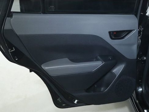 Certified 2024 Subaru Crosstrek 2.0i Premium AWD/4WD image 13