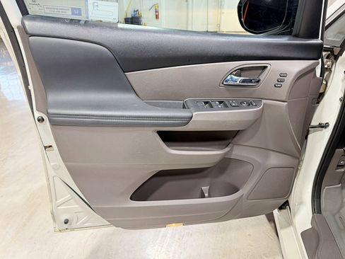 Used 2017 Honda Odyssey Touring image 36