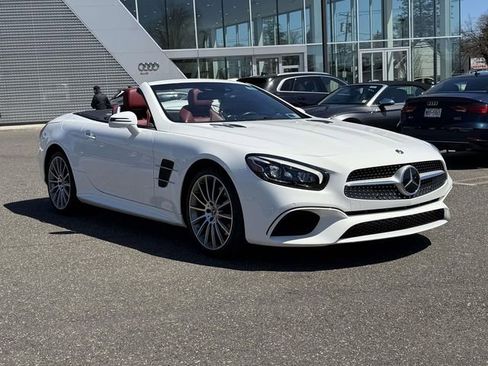 Used 2018 Mercedes-Benz SL 550 image 7