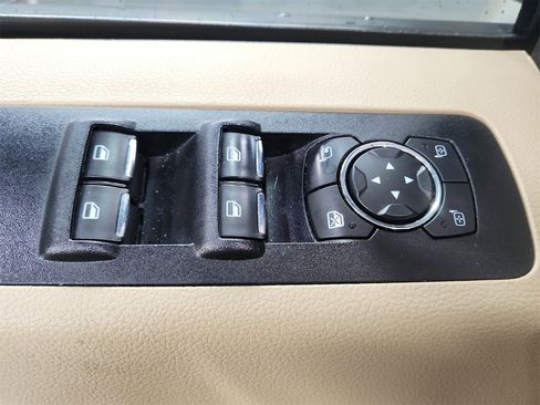 Used 2018 Ford F150 Lariat image 33