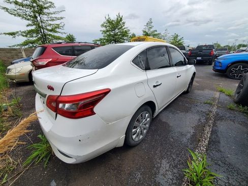 Used 2019 Nissan Sentra S FWD image 4