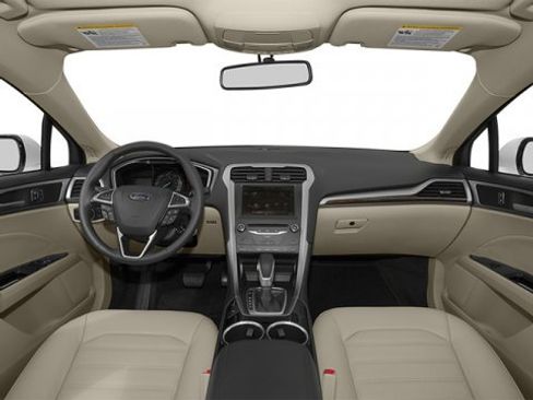 Used 2013 Ford Fusion SE image 7