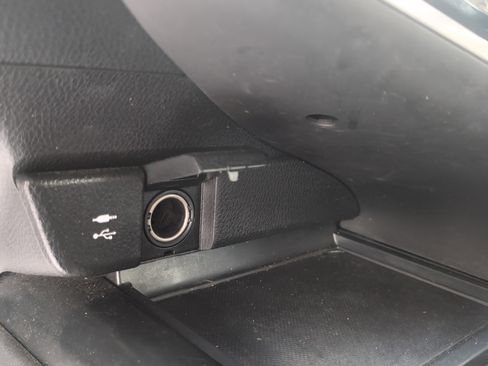 Used 2019 Toyota Camry SE w/ Convenience Package image 34