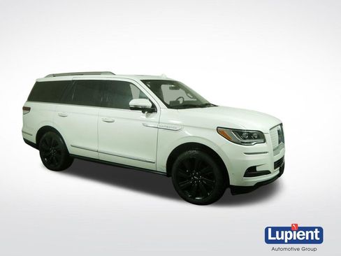 Used 2024 Lincoln Navigator Reserve w/ Equipment Group 201A image 1