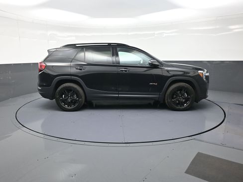 Used 2024 GMC Terrain AT4 image 2
