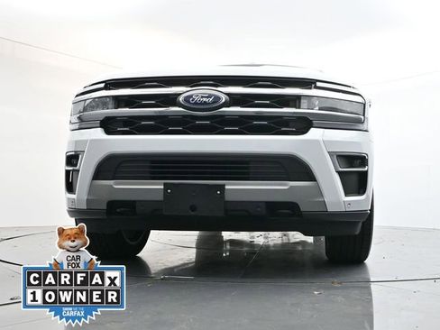 Used 2023 Ford Expedition Limited image 29