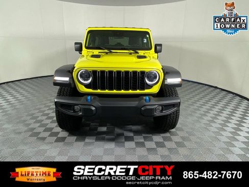 Used 2024 Jeep Wrangler Unlimited Rubicon 4xe AWD/4WD image 2