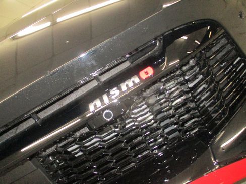 New 2024 Nissan Z NISMO w/ Floor Mat Package image 11