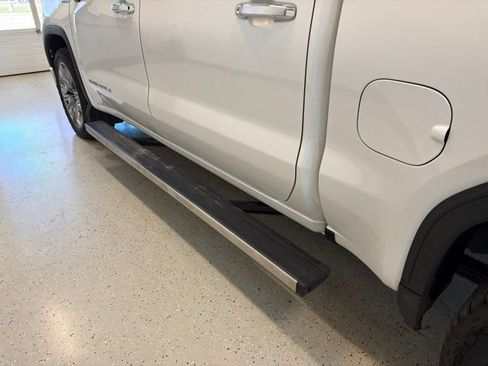 Used 2023 GMC Sierra 1500 Denali w/ Denali Reserve Package AWD/4WD image 7