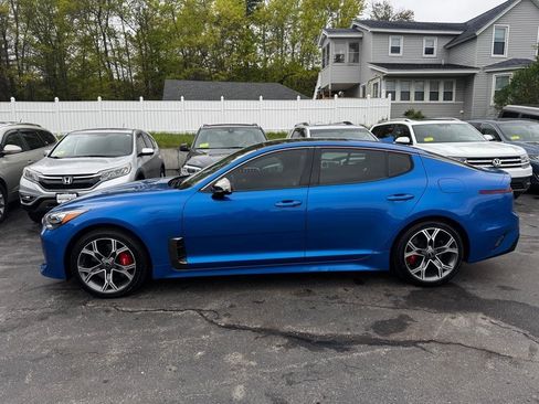 Used 2018 Kia Stinger GT1 AWD/4WD image 3