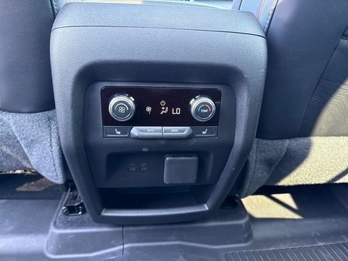 Used 2026 GMC Acadia Denali Ultimate AWD/4WD image 17