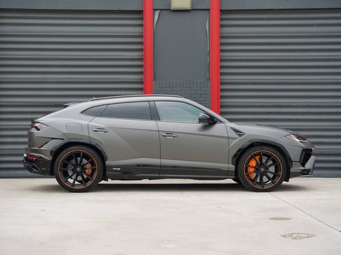 Used 2023 Lamborghini Urus S AWD/4WD image 4