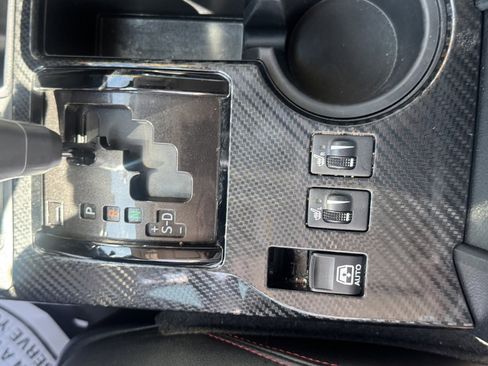 Used 2019 Toyota 4Runner TRD Off-Road Premium image 12