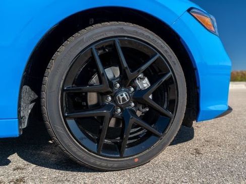 Used 2025 Honda Civic Sport image 9