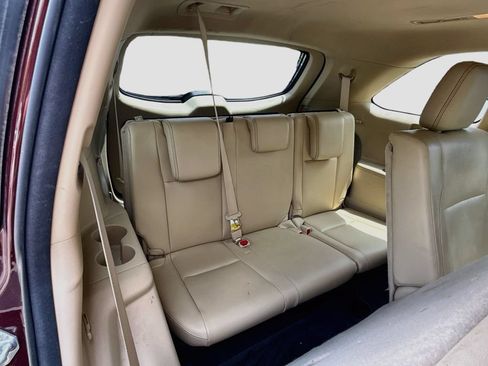 Used 2018 Toyota Highlander XLE FWD image 31