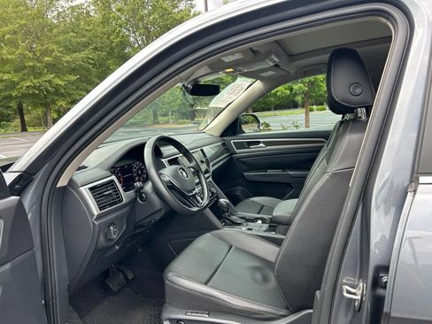Used 2019 Volkswagen Atlas SEL FWD image 33