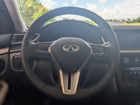 Used 2024 INFINITI QX50 Luxe FWD image 24