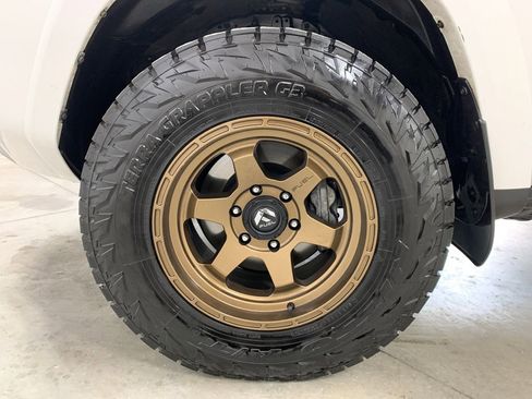 Used 2016 Toyota 4Runner SR5 image 21