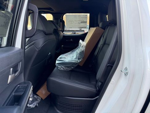 New 2026 Toyota Tacoma TRD Off-Road image 6