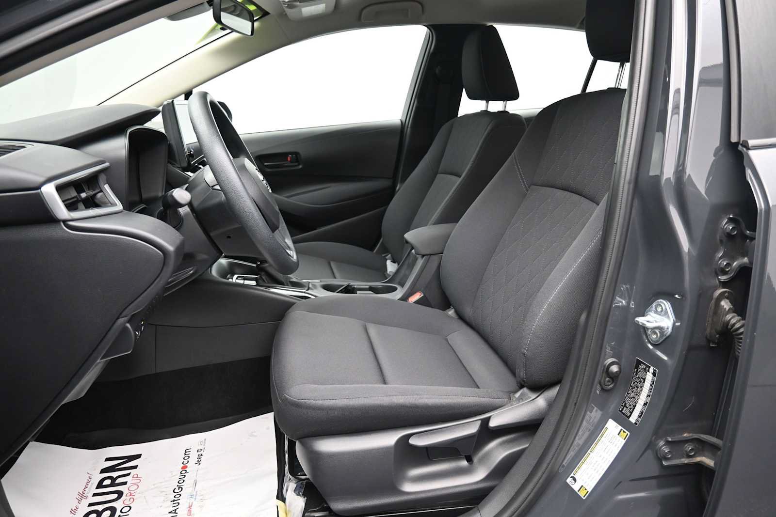 Used 2024 Toyota Corolla LE FWD image 12